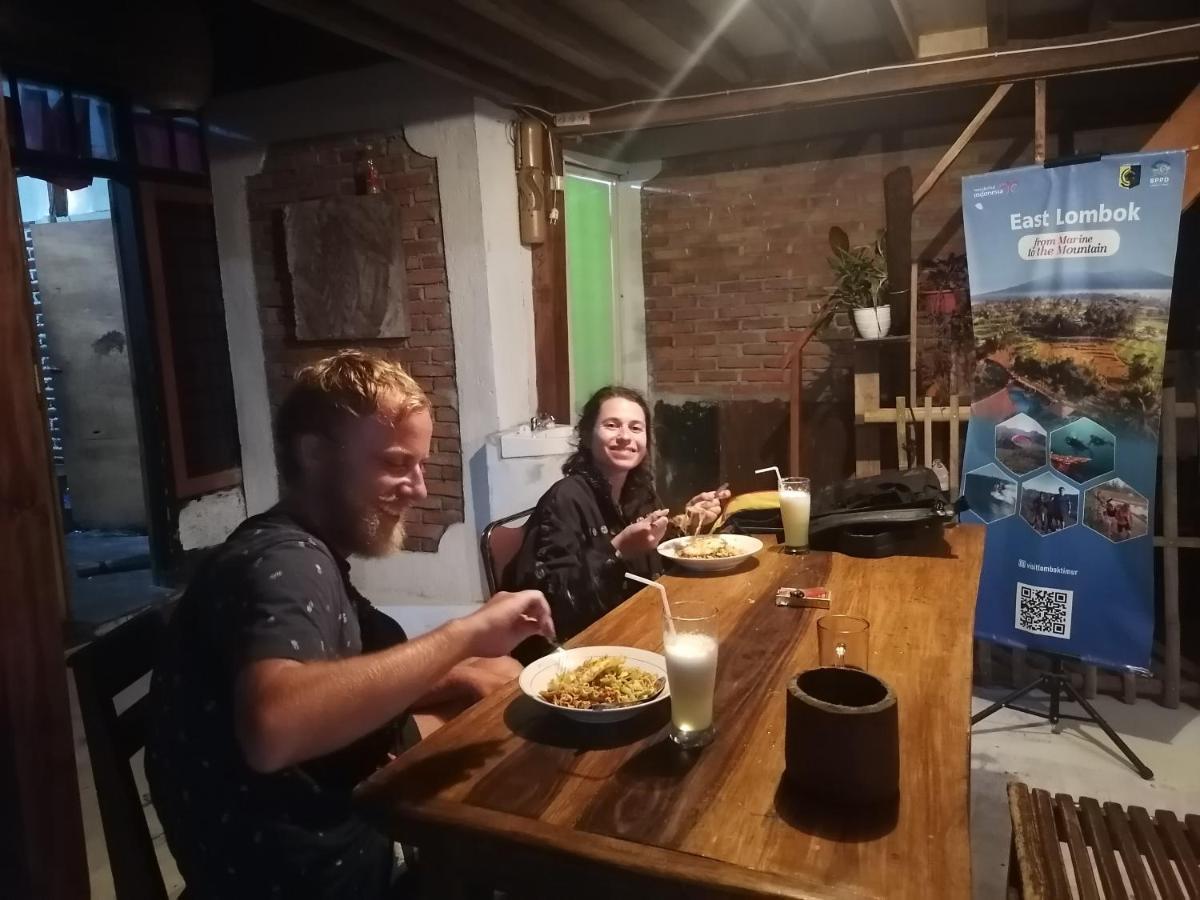 Jaya Homestay 테테바투 외부 사진